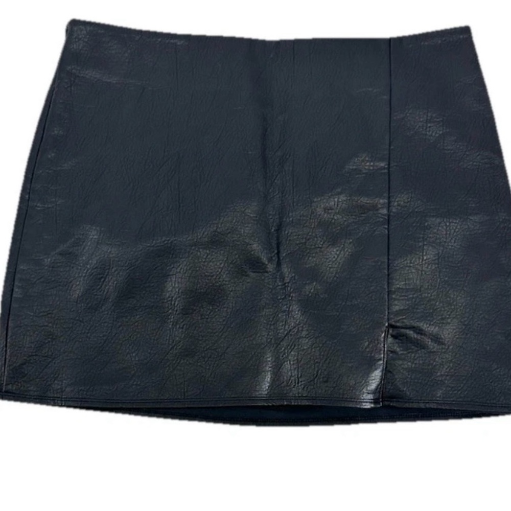 Old Navy XL Women Black Heritage Faux Leather Mini Skirt Side Slit